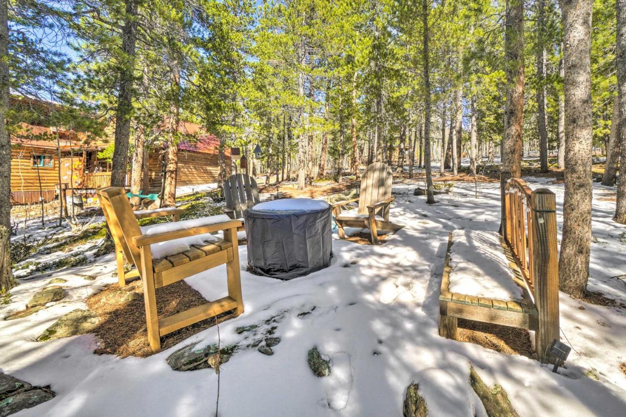 Secluded Black Hawk Log Cabin With Fire Pit! Buitenkant foto